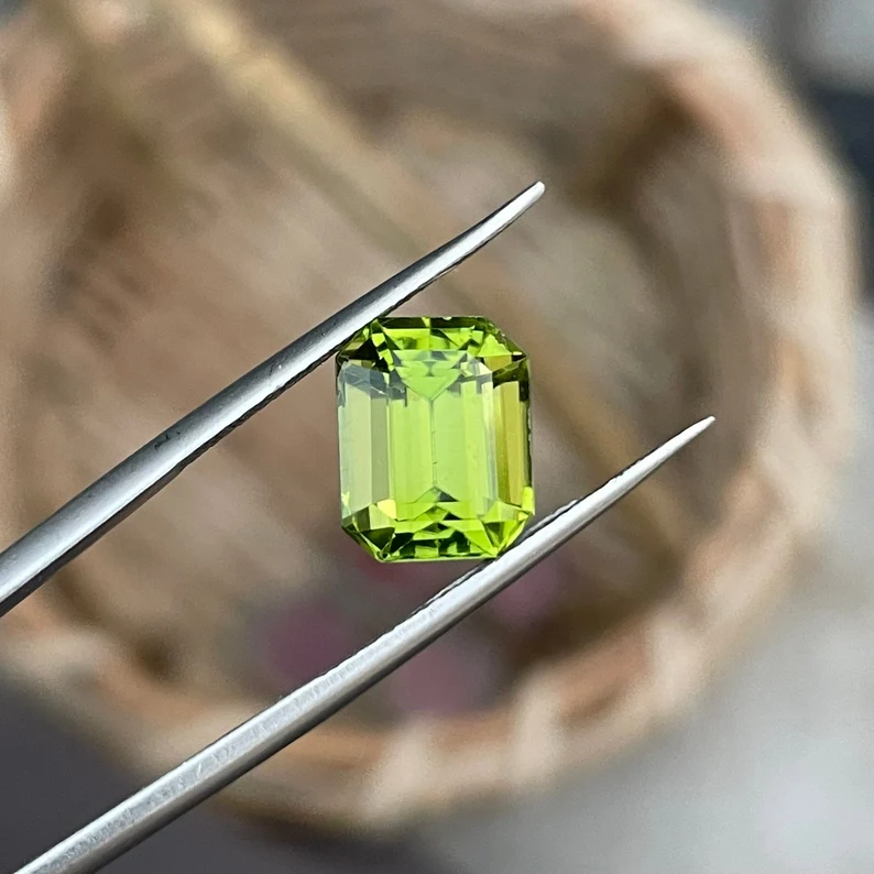 gif_tweet's tweet photo. Natur̡al Gemstones With Certificate On Demand. 10 Percent OFF Sales Now!!! ✌

👉👉https://t.co/DOm0KePSeK

#tacticaldagger #tacticaldaggerknife #daggerarrowknife #daggertacticalknif #mensrings #majesticjewels #shopmajesticjewels #jewelsmajestic https://t.co/LCq38l2dJp