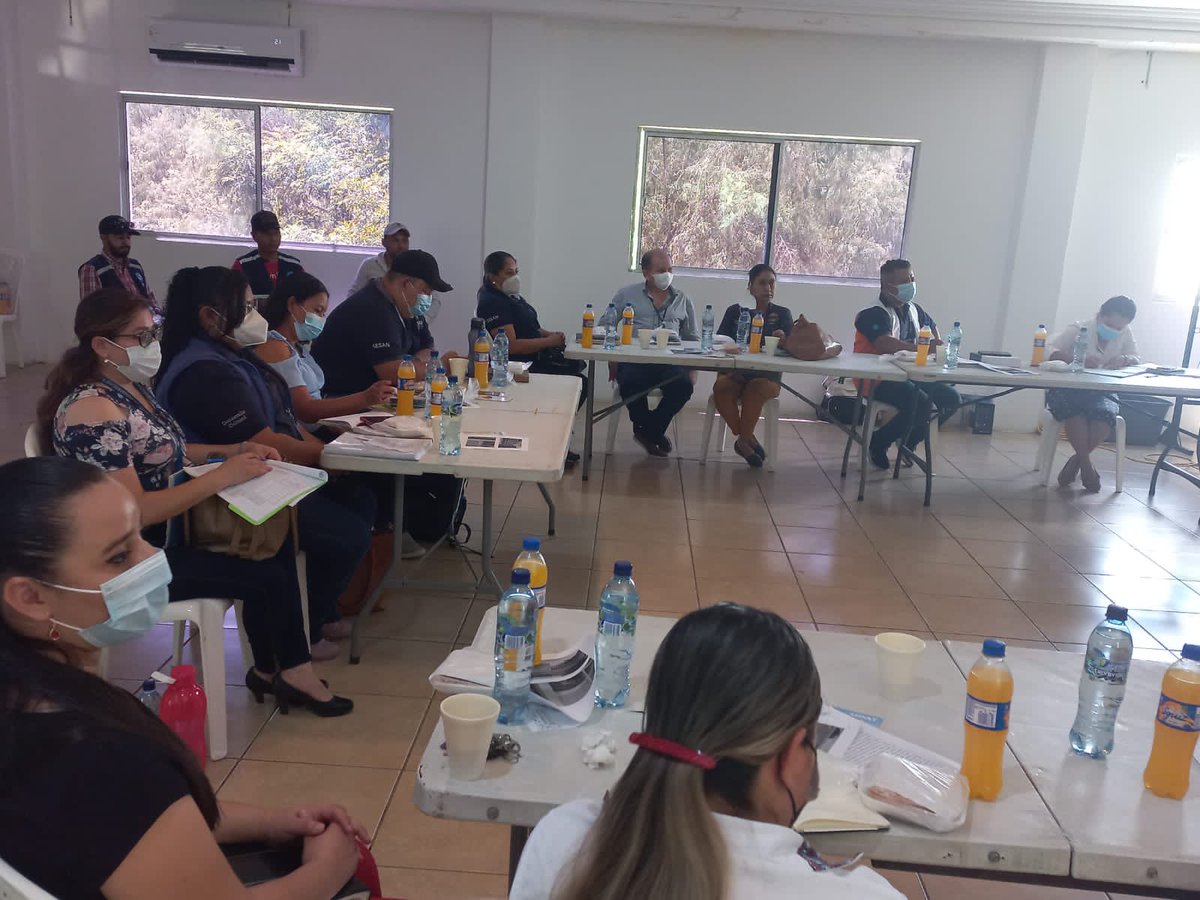 Midesgt's tweet photo. Personal del #Midesgt en Jutiapa participa en la reunión ordinaria del Comité Departamental para la Prevención y Erradicación del Trabajo Infantil #CODEPETI. https://t.co/h636ebyYlH