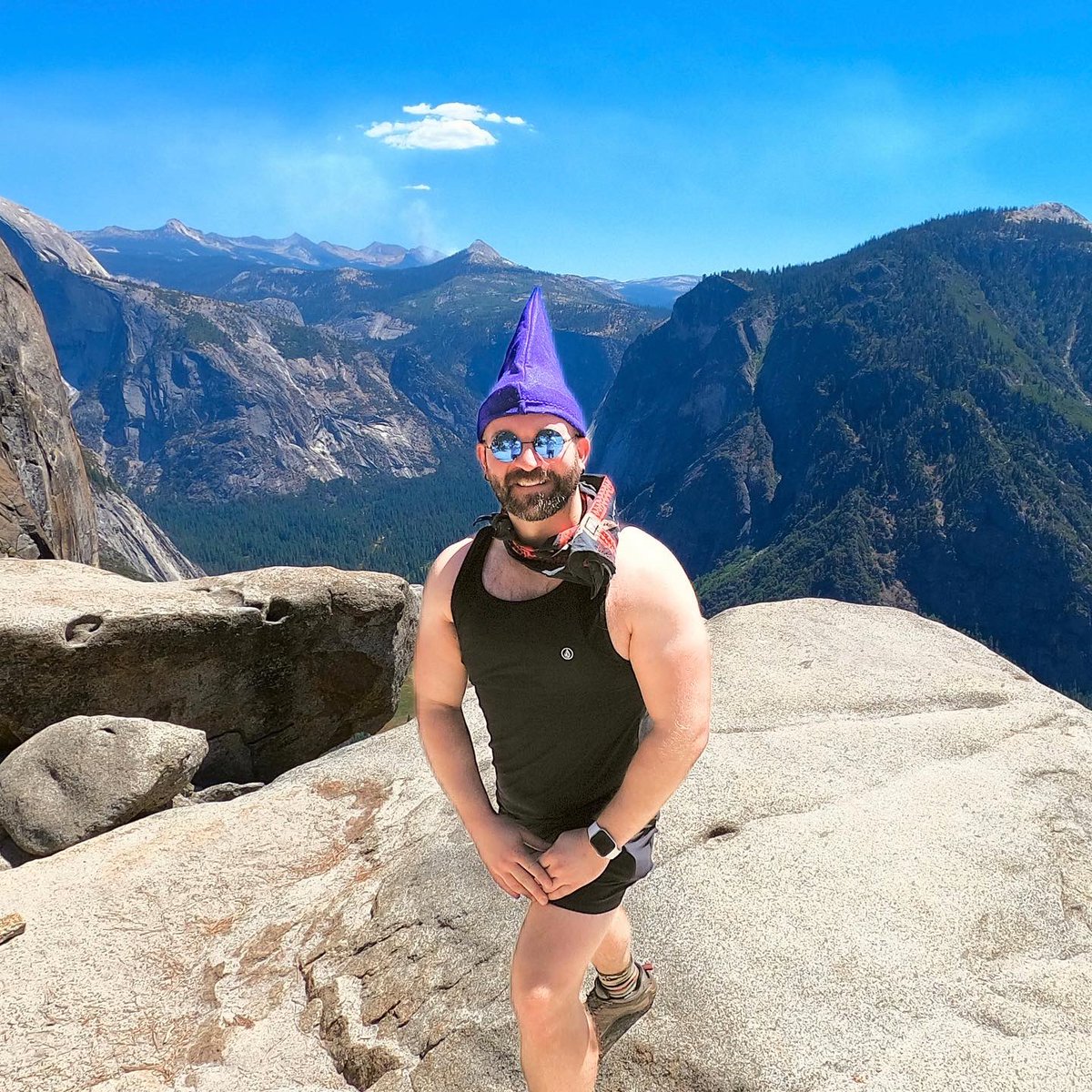 GnomeBathBody's tweet photo. @GnomeBathBody has been out and about exploring the natural wonders of @YosemiteNPS. 

#nationalparks #yosemite #gnome https://t.co/LYGcfacIH6