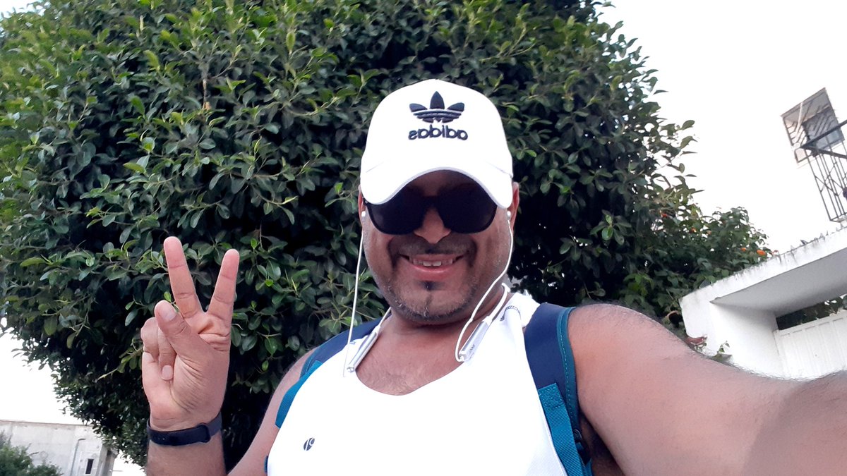 ennouriamine_tn's tweet photo. #runningtime 🔻
#chiifresdelasoirée
Distance parcourue : 5,43 km⏳
Temps: 1h 10 min ⏰
Calories brûlées : 996 kcal⏲
Fréquence cardiaque: 164
Rythme moyen: 12'57"
#running #runningchallenge #footing🖤 #nevergiveupchallenge 🍀#runningman 😉#avoidnegativity #avoidtoxicpeople https://t.co/jP7Hmk8Ep5