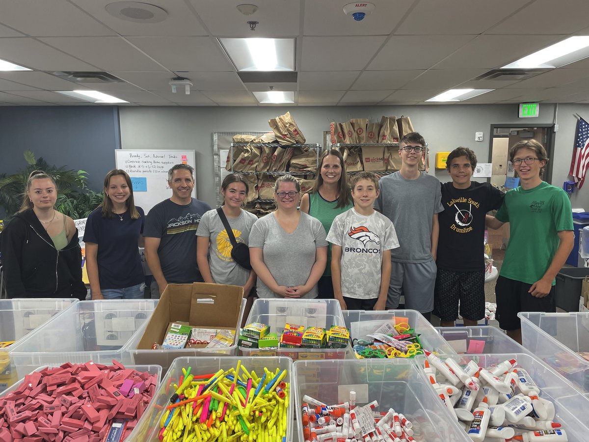 LakevilleAreaPS's tweet photo. Thanks to the generosity of our Lakeville Area Schools community, more than 932 students participated in Ready, Set, Achieve on Wednesday, August 24. Thank you for your support!

Read more: https://t.co/H58QuKA2Dh https://t.co/Z9fzgIBnbC