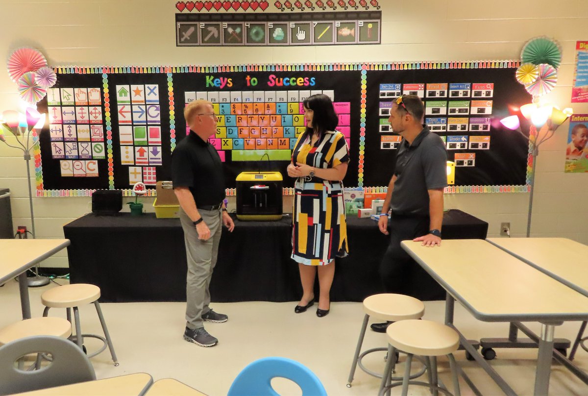 CherokeeSchools's tweet image. Little River ES unveiled its revamped tech lab this week, thanks to fundraising support from its amazing PTA! @littleriveres1