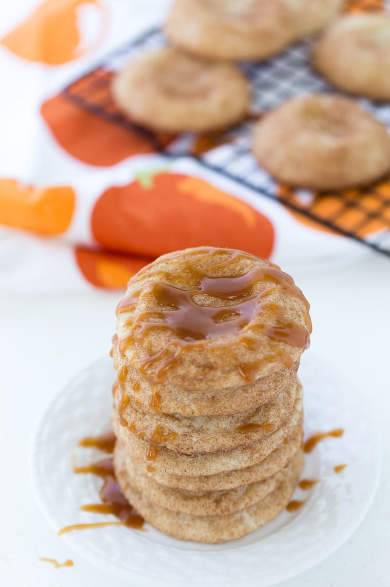 aclassictwist's tweet photo. Snickerdoodle Cookie.
A perfect balance of cinnamon, nutmeg, ginger, and cloves. This cookie will make you feel like you're baking the cookies with Grandma.
Recipe- https://t.co/s2nPXGRsTK
#aclassictwist #dmvbaker #foodie #foodblog #simplesnacks #snickerdoodlerecipe https://t.co/tYgVPvbWNM