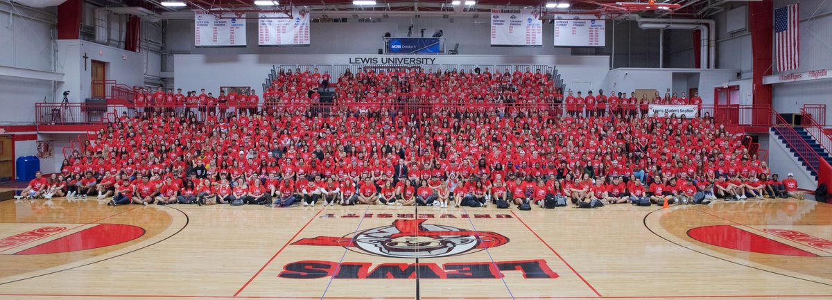 Welcome to our new FLYERS! 

Here's a sneak peek of just some of the faces you'll see on campus this year😁