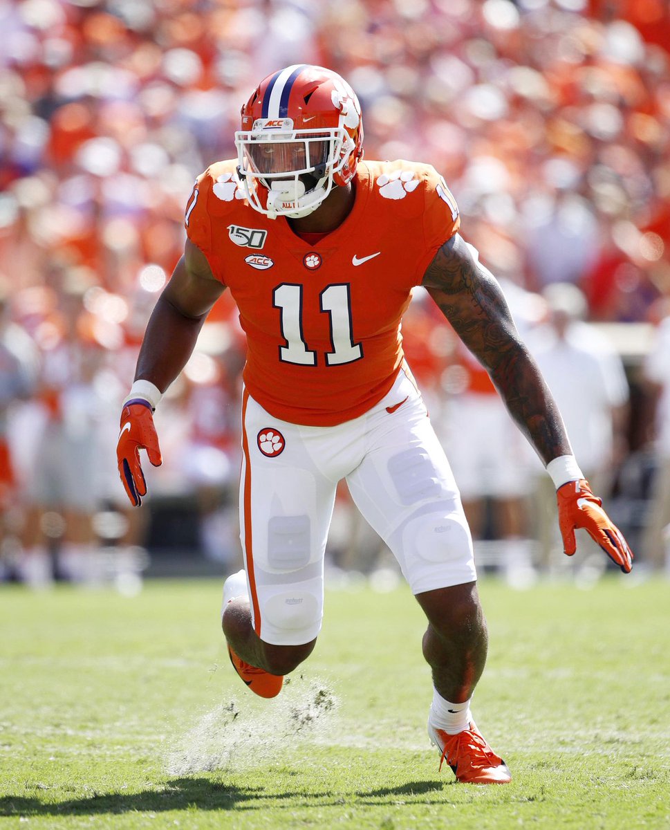 ClemsonSportNet's tweet photo. 11 DAYS 🕰

Hit that retweet and drop us a follow 🐅

[📷 = @isaiahsimmons25] https://t.co/KZR1VY9zG5