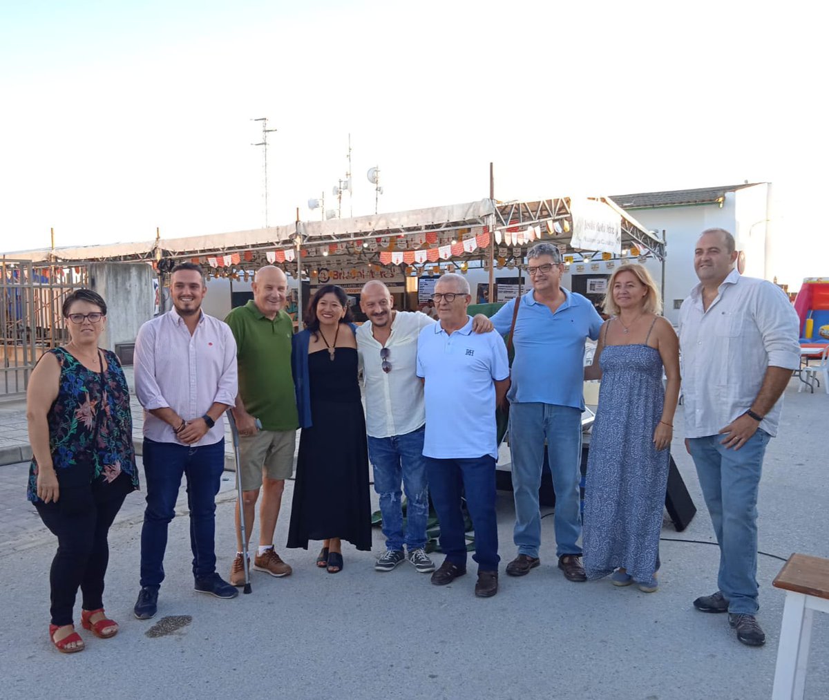 CsJerezFrontera's tweet photo. @CsJerezFrontera se une a la celebración de la primera #verbena de la nueva #pedaniadejerez
#jerezrural
#jerezdeprimera
#Cuartillos https://t.co/ZwTFdtLfbB