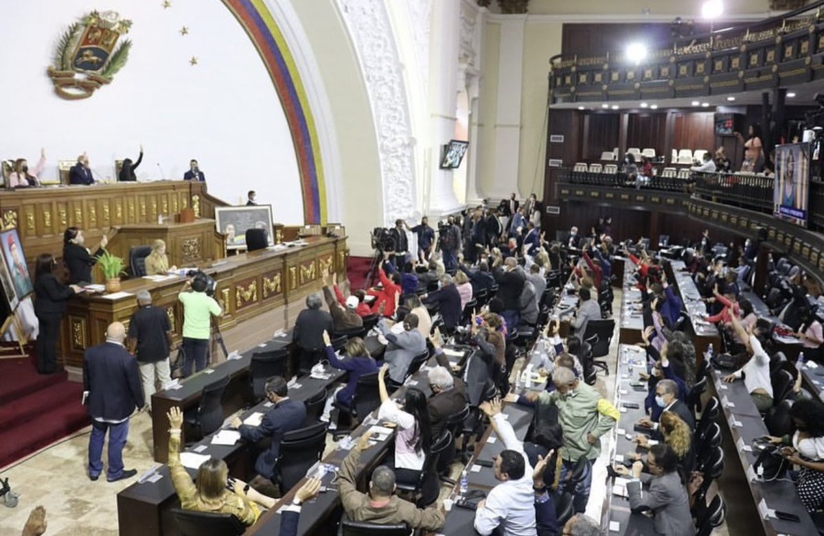 LoboMRamon's tweet photo. Aprobada por @asamblea_ven en primera discusión la Ley Orgánica de Coordinación y Armonización de las potestades tributarias de los Estados y Municipios. #Ahora nos vamos a la consulta pública https://t.co/jsZuxCpz1z