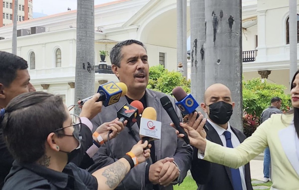 Aprobada por <a href="/asamblea_ven/">Asamblea Nacional 🇻🇪</a> en primera discusión la Ley Orgánica de Coordinación y Armonización de las potestades tributarias de los Estados y Municipios. #Ahora nos vamos a la consulta pública