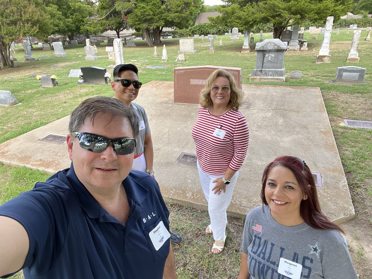 sp11813's tweet photo. Cemetery where founders of Richardson were buried in the 1800’s. #leadrich https://t.co/4FQnbVDnKr