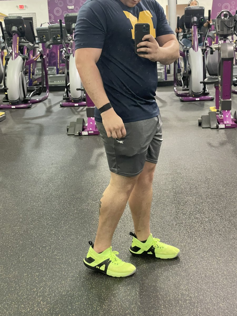 Dspitler203's tweet photo. Just trying to get swole #Gymlife #Swole #GoBlue https://t.co/qExScOYOqX