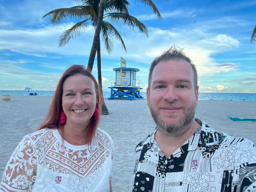 Florida South’s DE&amp;I team was honored to attend Neighbor 4 Neighbors 30th anniversary! T-Mobile has partnered with N4N many times this year and has made a huge impact on our community. Most recently we collected enough for 120 kids to have school supplies for a year! #FLSouthDEI