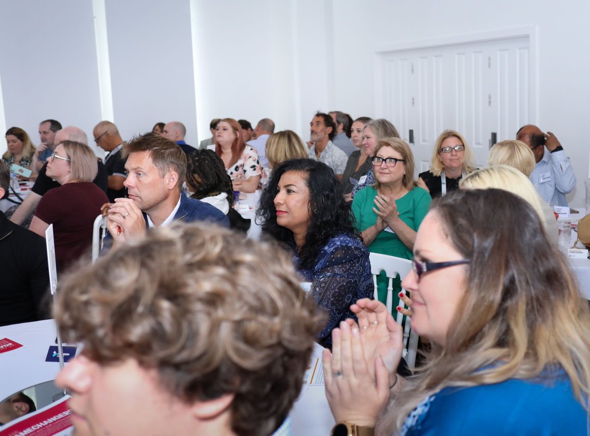 Progress_Jayne's tweet photo. Just a few more pics from our brilliant Staff Conference yesterday! #gamechangers https://t.co/U0DtXk95DT