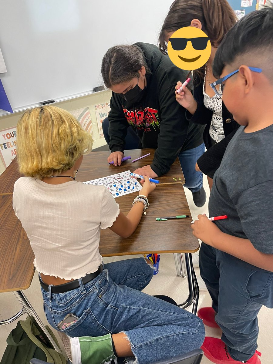 MSFloresMath's tweet photo. Today we learned how to collaborate, innovate and be a leader @NISDJones #6thmath #cougarlearners #we>me https://t.co/u6B87nq8ku