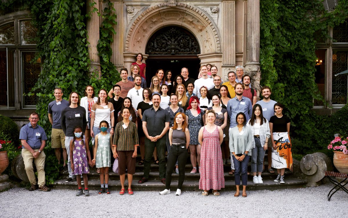 Had a great time and learnt so much at the 2022 European Visual Neuroscience Summer-school in castle Rauischholzhausen.

Highly recommended for early career researcher in #visionscience
