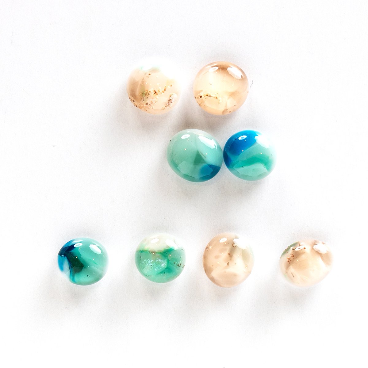 When you wear a piece of my Ocean Essence collection, you'll be reminded of your favourite happy place. Can you see the tiny grains of beach sand included in these glass studs?

#oceanessence #emeraldsea #centralcoastnsw #beachsand #takeapieceofthebeachwithyou #natureinspiresme