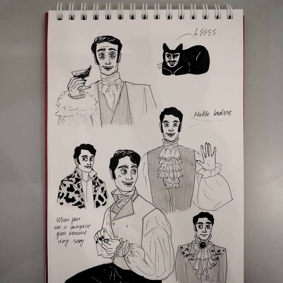 Много Вьяго и Владислав в уголке
#WhatWeDoInTheShadows