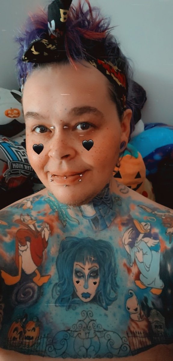 fbunnyman's tweet photo. Moving is sweaty stuff..I don't like it..😒😅 
At least I can do it topless now eh.? Haha, you're welcome.😎😉
Come help me move boxes? 🥺✨
#transthings #hotenbysummer #nipplefreeclub #nonips #transandinked #disneyink https://t.co/tHV6wdyYk8