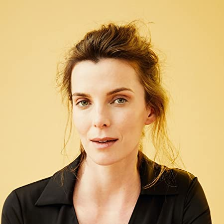 bestofgilpin's tweet photo. 📚 Betty Gilpin's profile picture has been updated on Amazon and other online book stores due to the release of her new book "All the Women in My Brain: and other concerns" https://t.co/R4Z0WovJAa