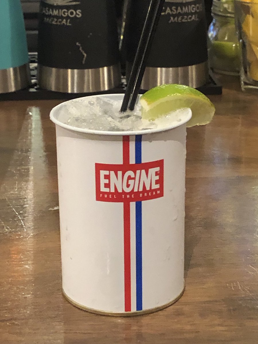 MicaelaMoc98's tweet photo. #fuelthedream #enginegin #beatbrewhallcambridge https://t.co/r8kU1v7jPR