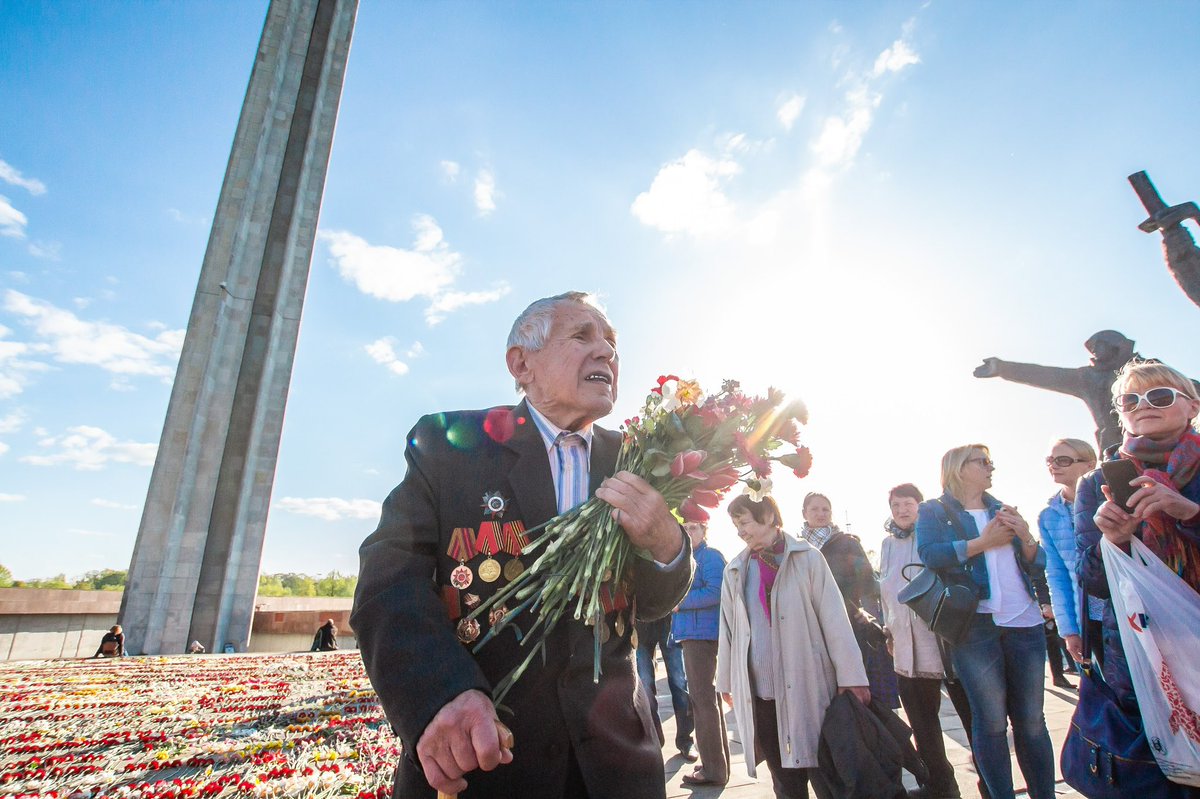 Eva_Kosta's tweet photo. Когда очень долго засовываешь своё мнение в жопу и ничего не высказываешь, наступает момент когда «очень подгорает». Сегодня день, когда очень подгорело у всех, и я не удержалась. 
Ибо сколько можно? 

🕯 25.08.2022 https://t.co/Jj376dIyEy