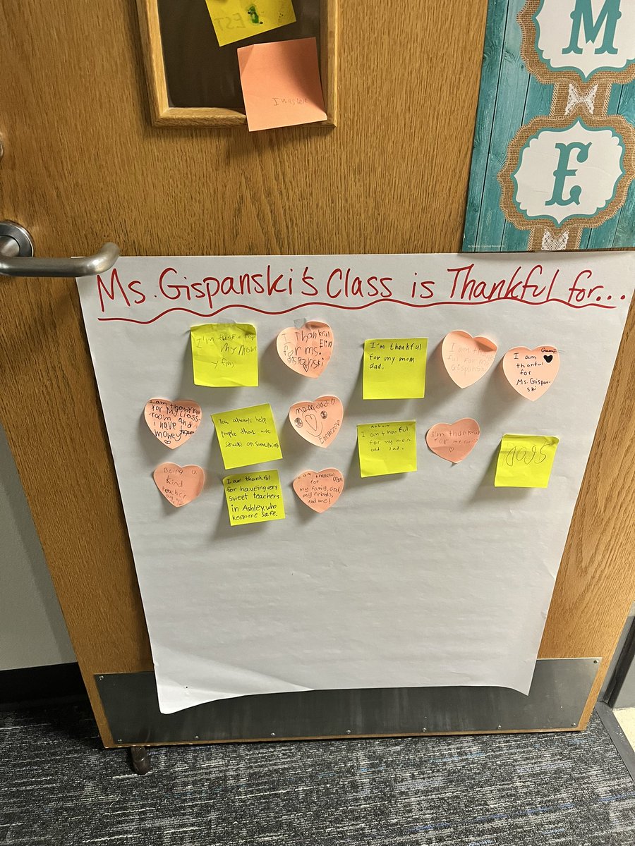 MsGispanski's tweet photo. Started Thankful Thursdays last week and our gratitude is growing each week! @AshleyElem #FISDmadetoshine https://t.co/obpY8rMphd