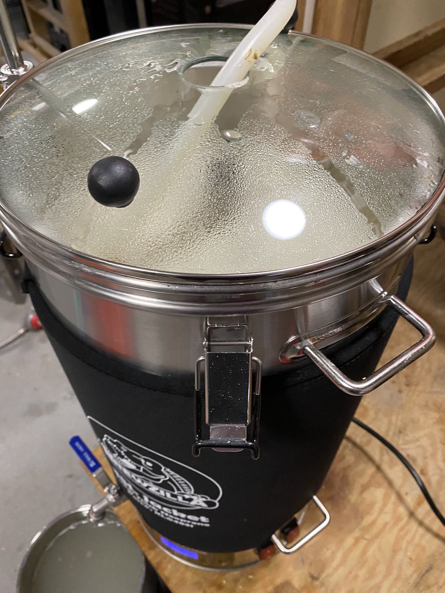 Buffalowing's tweet photo. Czech pils on the #Brewzilla! @MoreBeer_B3 with some Haná Moravian malt! #homebrewing #homebrew 🍻🍺 https://t.co/7LFcIjEPNU
