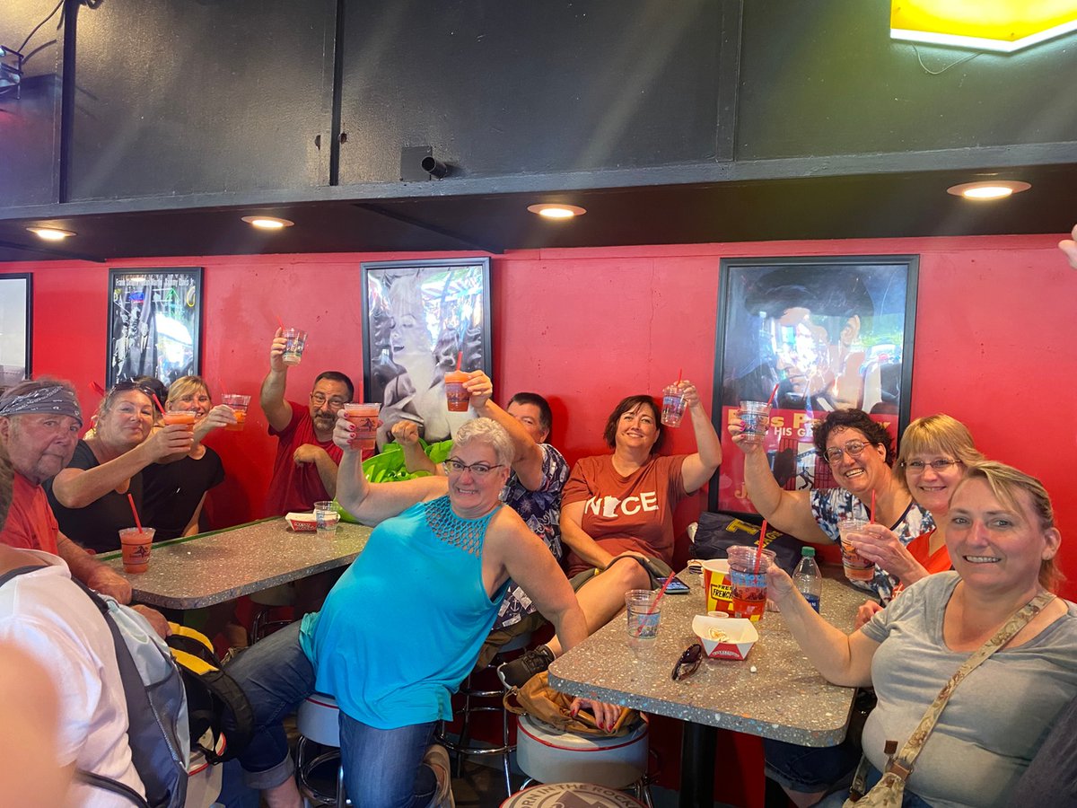 Andy's Grille tweet media