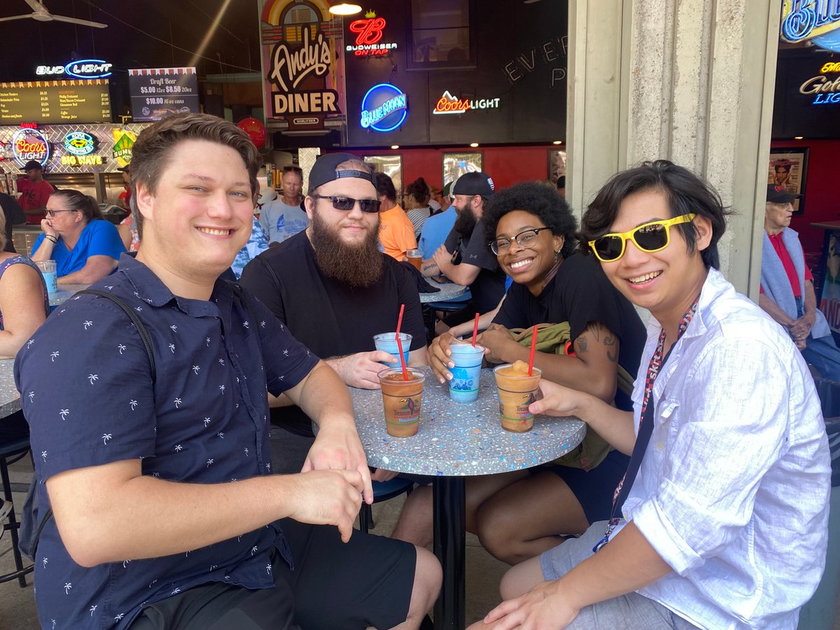 Andy's Grille tweet media