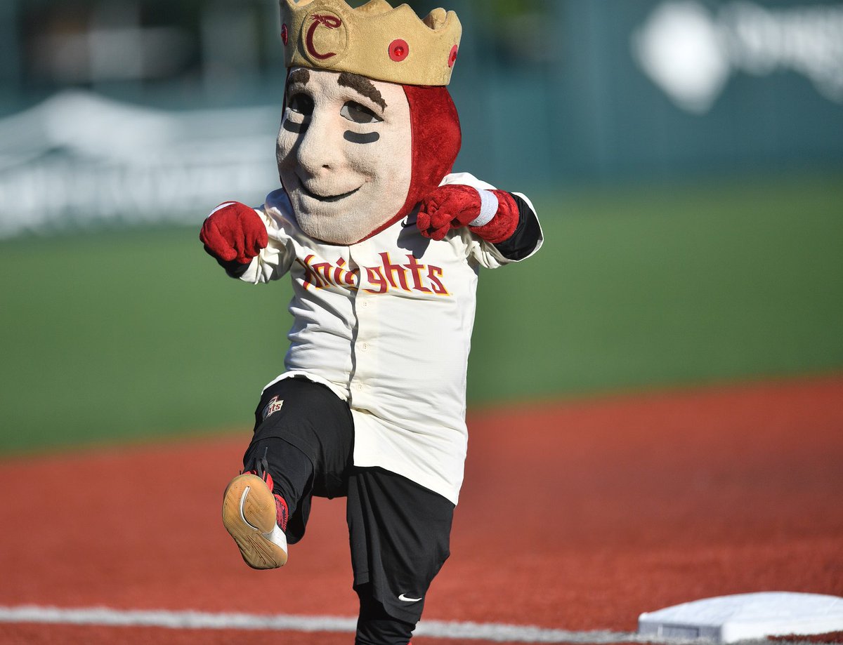 CorvKnights's tweet photo. We’re sure missing all of this. Awesome summer at Goss. What a magical and special place to call home. 🙏 @BeaverBaseball 🦫⚔️ #CornValley #GetSticky https://t.co/uORL2ALlJS