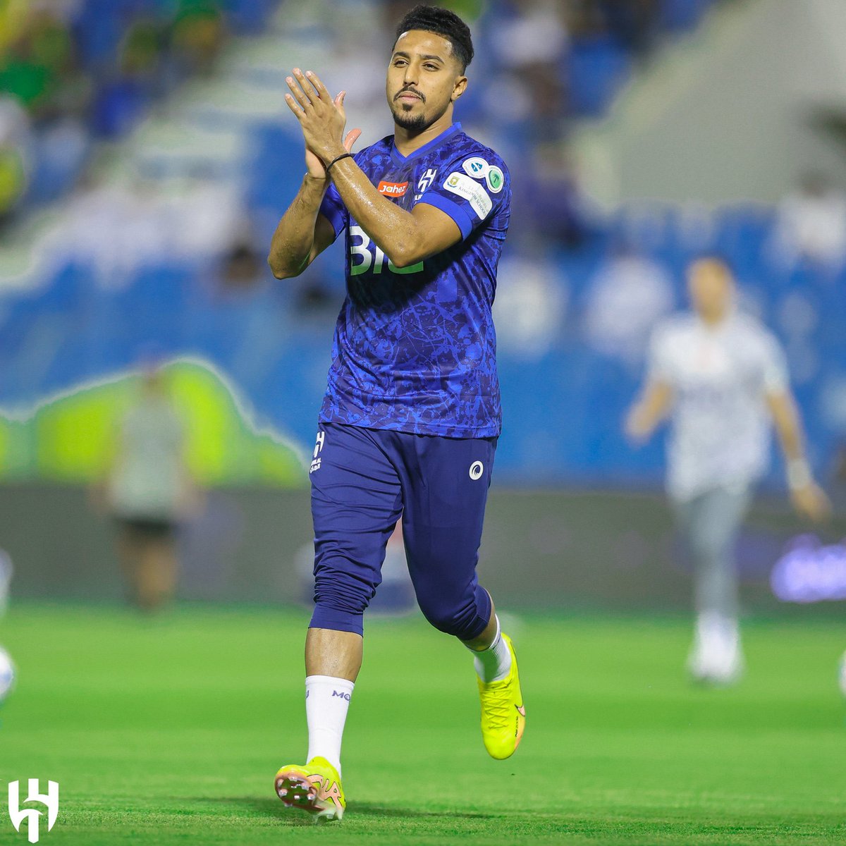 خطوة أولى.. 
وبداية موفقة.. 
والحمدلله على هذا الانتصار..
ومبروك لكل عشاق هذا الكيان الكبير 💙💙

#الهلال_الخليج