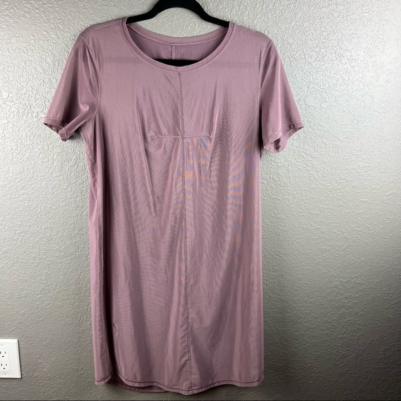 janikk_1's tweet photo. So good I had to share! Check out all the items I'm loving on @Poshmarkapp #poshmark #fashion #style #shopmycloset #tanyataylor #lululemonathletica #urbandecay: https://t.co/CPwKGJ60u6 https://t.co/srCYT34gHZ