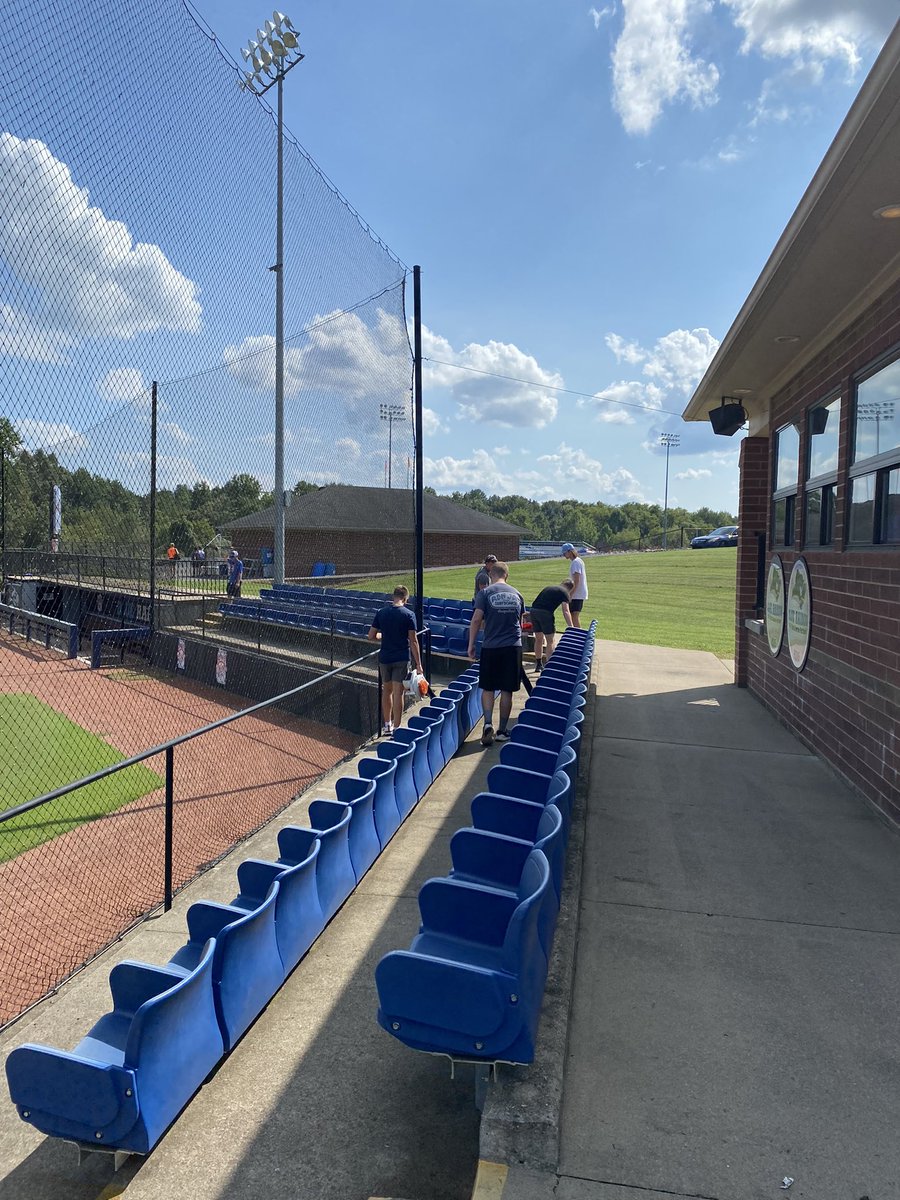 Ethan Utley tweet media