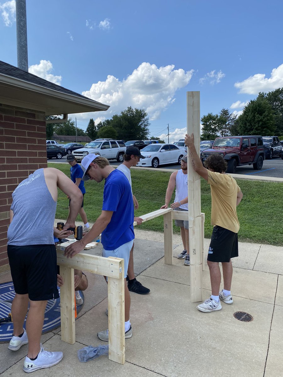 Ethan Utley tweet media