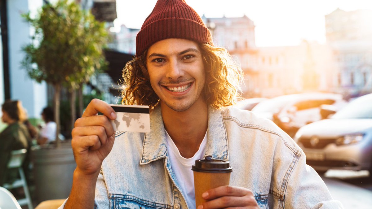 TheCreditPros's tweet image. Get to know about 8 simple steps for credit card management. Read more:
#creditcard #creditcardmanagement #creditmanager

bit.ly/3OJyeUL