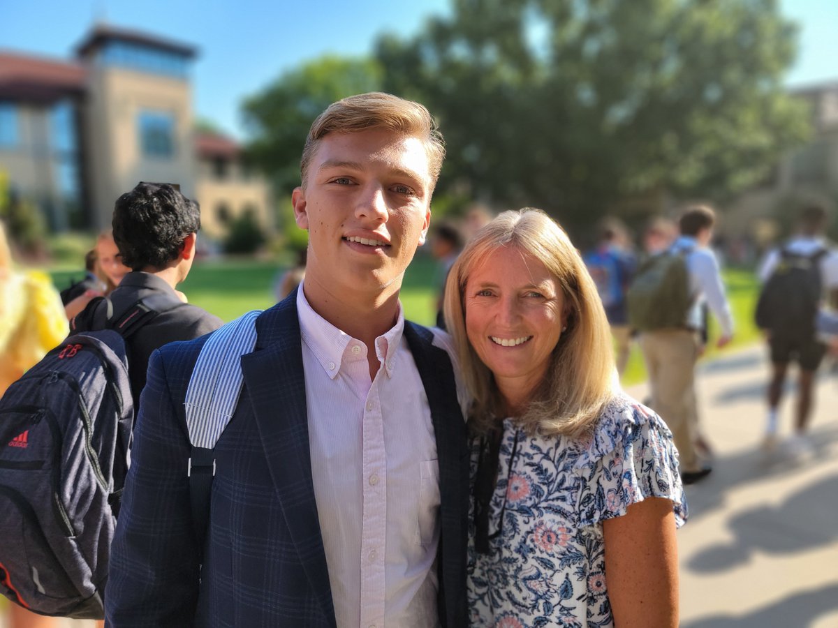 JBSchool's tweet photo. Seniors and their parents took photos before and after assembly. #lastfirstday #jbsstudents #Classof2023 https://t.co/qfyrhxmkil
