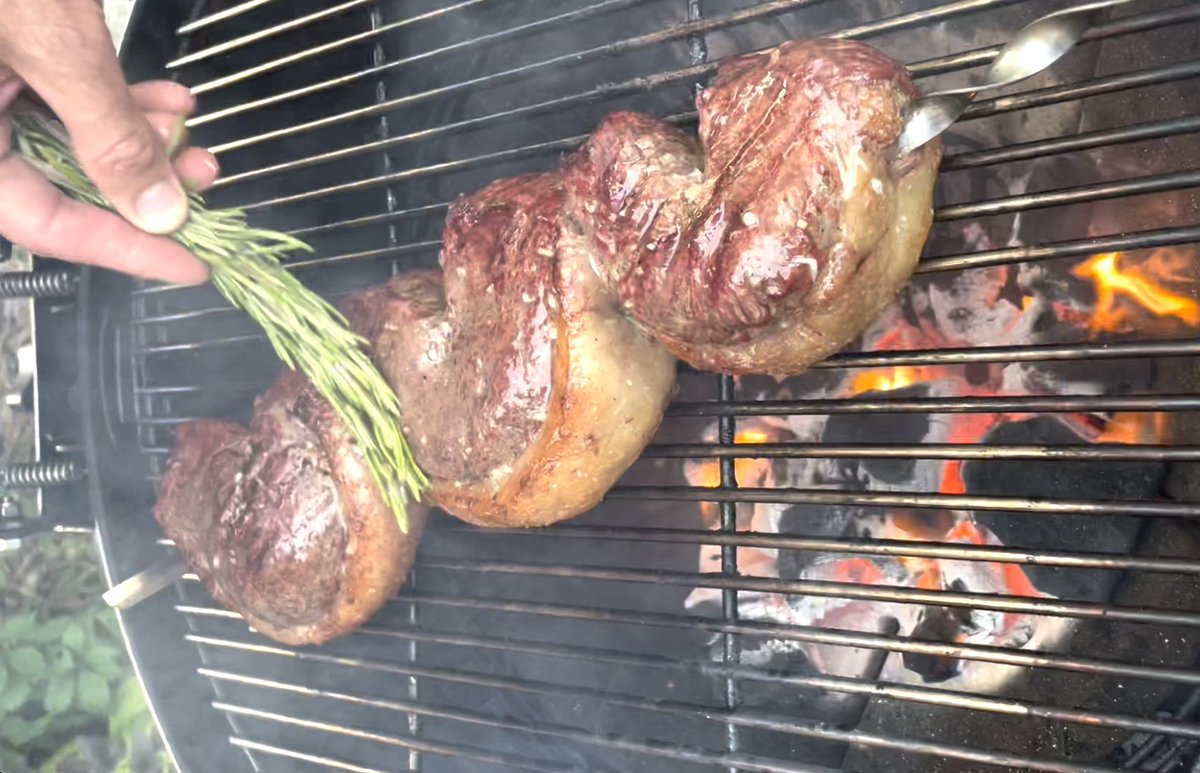 TempProOfficial's tweet photo. Okay, we need to settle something…
Reply 1️⃣ for Tomahawk
Reply 2️⃣ for Tri-Tip
Reply 3️⃣ for Picanha
Press ❤️ if you love everything
#thermopro #meat #meatcuts #beefcuts #meatthermometer https://t.co/U3yKZdl3QI