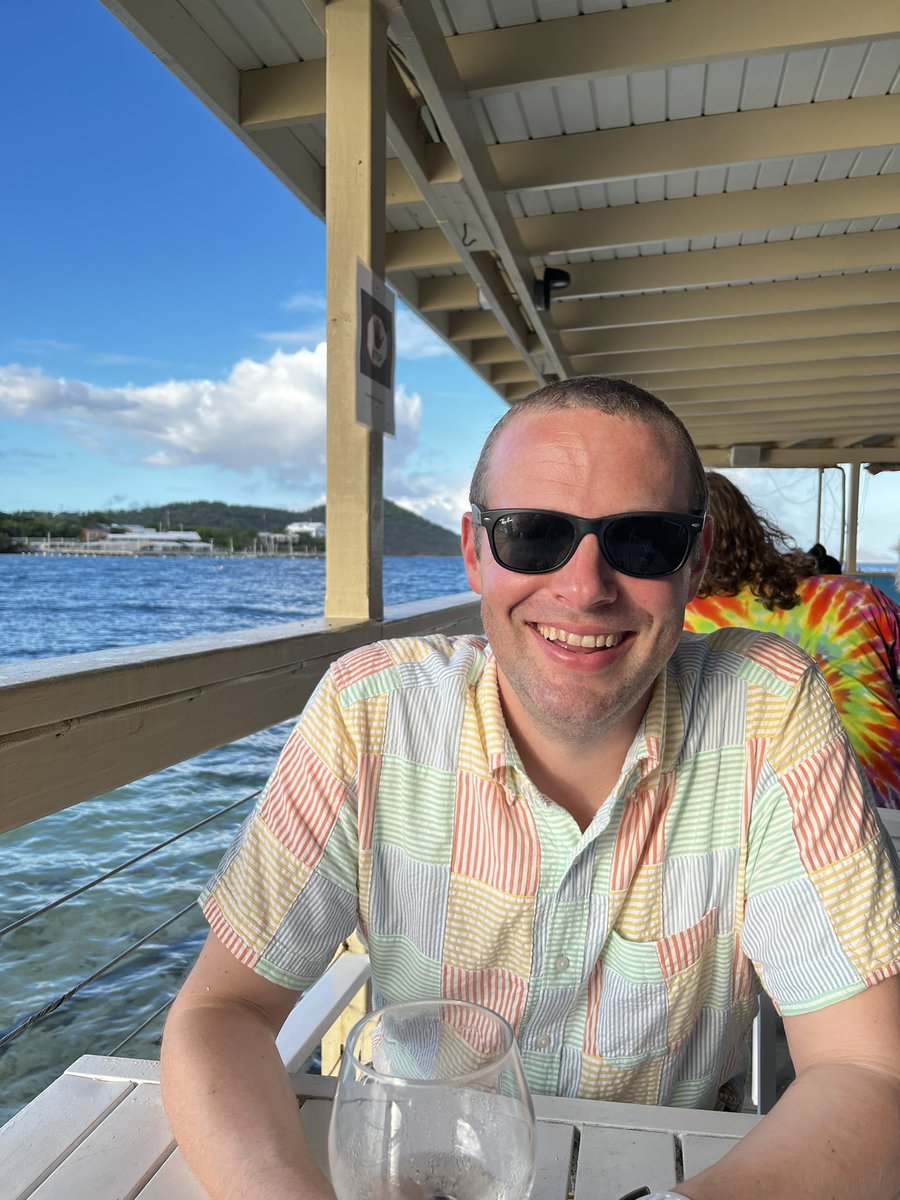 malrase's tweet photo. Look at @HamptonMakes having so much fun!! https://t.co/p1kP6XPOCU