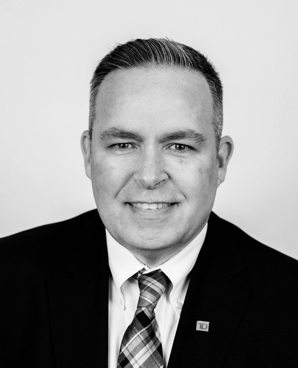 Darrell_Pond's tweet photo. @WendysCanada I’m so proud to say one of my first jobs was working at @WendysCanada at their first Kingston location. Thank you for standing for what’s right! Lunch will definitely be at Wendy’s tomorrow. #BringBackLisa https://t.co/edwvEkkZdw