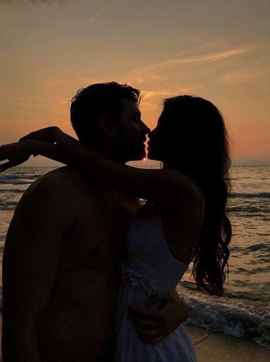 Me and You (@1flowery_) on Twitter photo 