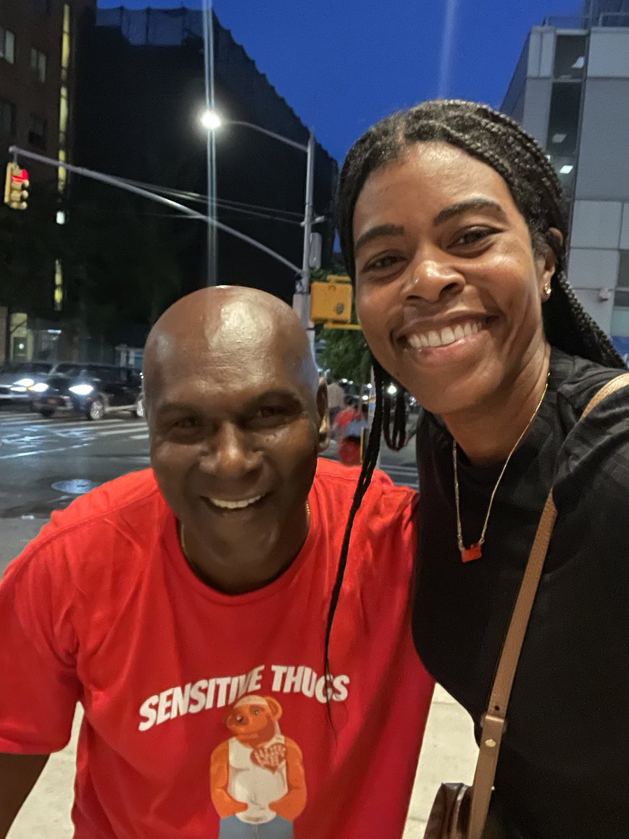 I had a great dinner with my alumni player that I love so much Rashida Mark (Penn State U) We had a great time laughing and catching up. The memories we share are priceless