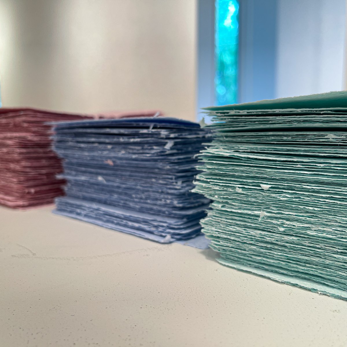 Frontline_Arts's tweet image. A little birdy told me we might be having a paper sale soon... What kind of paper would you pick up from our store during a sale?

 #papermaking #papermakingart #papermakingprocess #handmadepaper #handmadepapergoods #handmadepapermaking #scrubspaper #frontlinepaper #frontlinearts