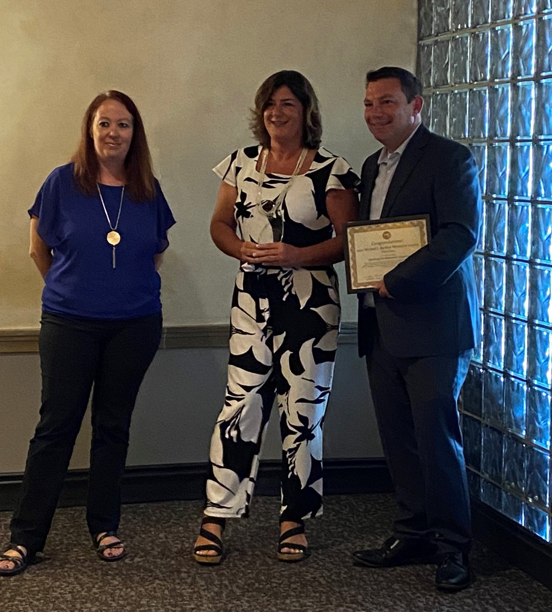 peopleincnews's tweet photo. Thank you to members of the @WNYSouthtowns Chamber of Commerce for voting for People Inc. to earn the Michael J. Bartlett Memorial Impact Award! The chamber recognizes businesses that better our community #Southtowns @senatorgallivan @Hoak4Supervisor #Hamburg #HamburgDevelopment https://t.co/sf5jnGq62T