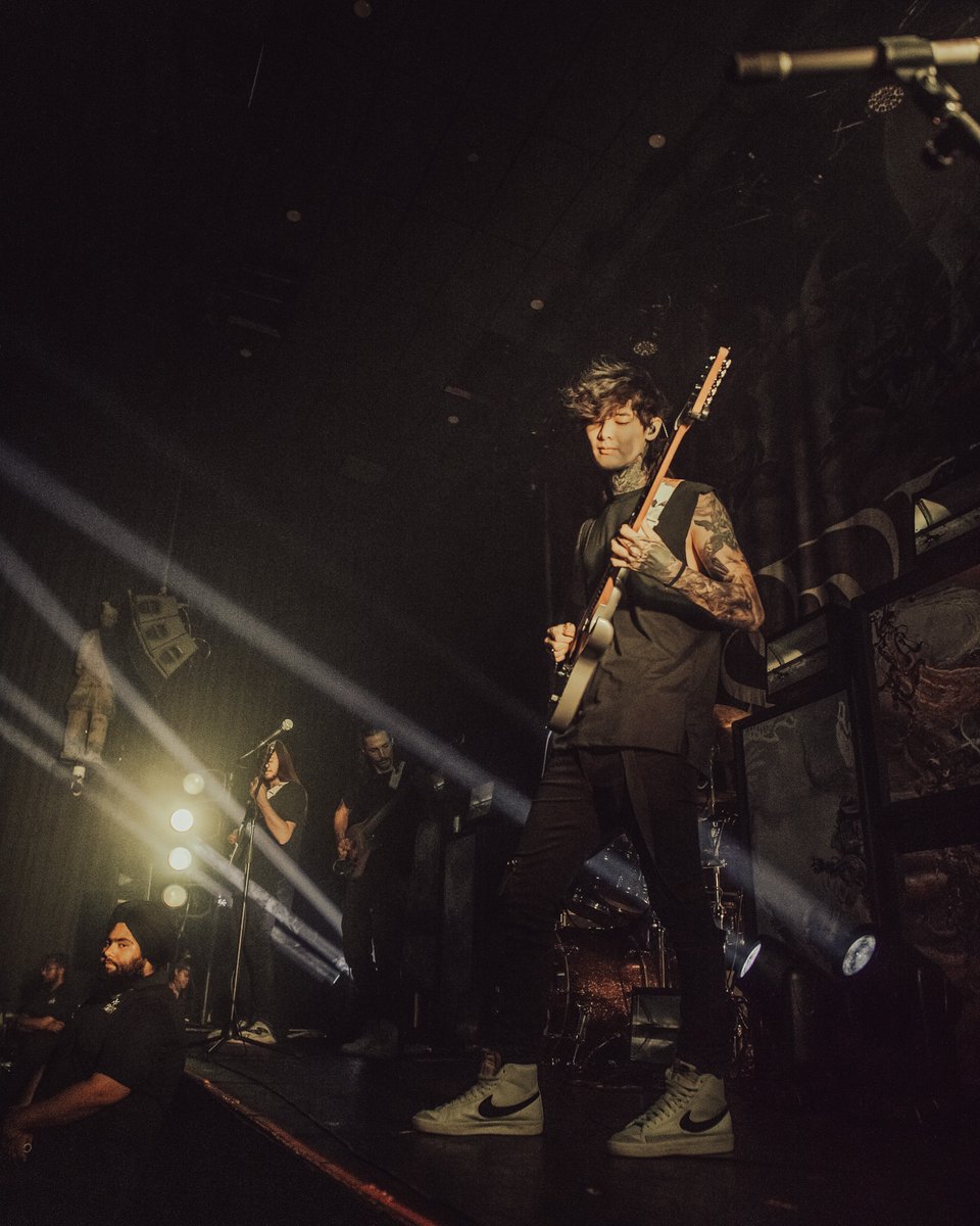 #TBT Still thinking about this weeks <a href="/polyphia/">polyphia</a> show tbh

📸: IG - brunocharal