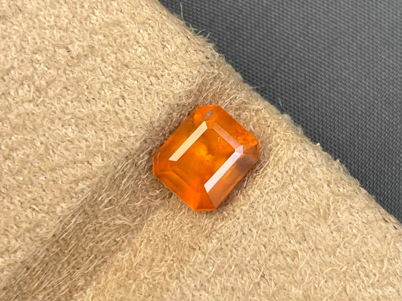 Noel_nds's tweet photo. Natural Gemstones With Certif̔icate On Demand. 10 Percent OFF Sales Now!!! 😉
👉👉https://t.co/2OUGbnQyuH
#cuttopazaaa #raretrillioncut #wholesalegemstone #octagoncut #blueaquamarine #designerrings #braceletfortuneluckbracelet #braceletbeaded https://t.co/1bYNE1XCm0