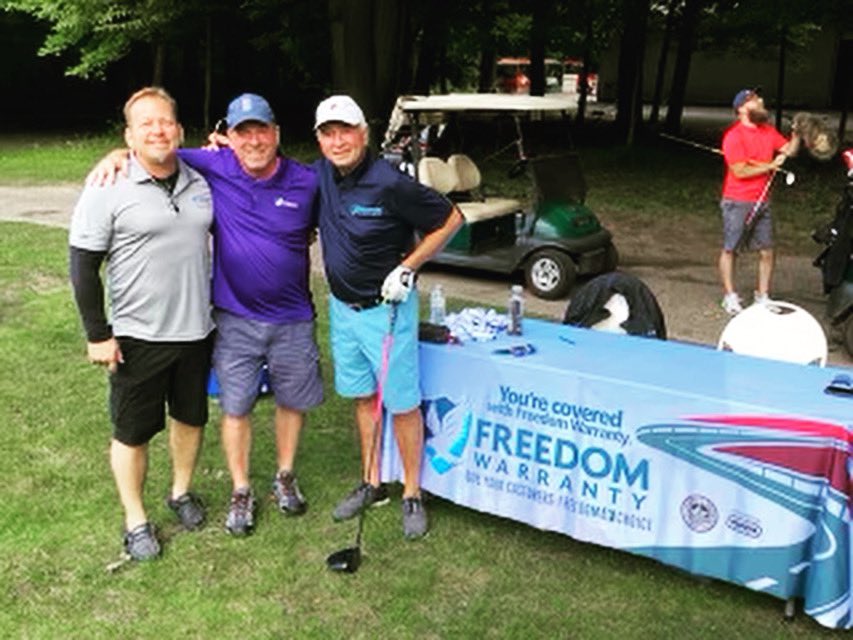 Freedomwarranty's tweet photo. 🏌️‍♂️ It was a great day for golf at the #miada golf outing! 🏌️‍♂️
@cherrycreekgolf https://t.co/8jmMsWnwhC