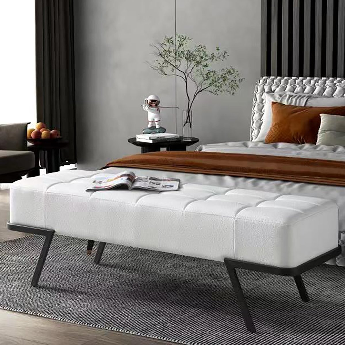 Whiteline_Mod's tweet image. Add the Shadi Bench to punctuate the end of your bed in the master suite or to your dining table. 
Founded with four black sanded coated steel legs, and upholstered with a taupe or white faux leather for a touch of glam.
