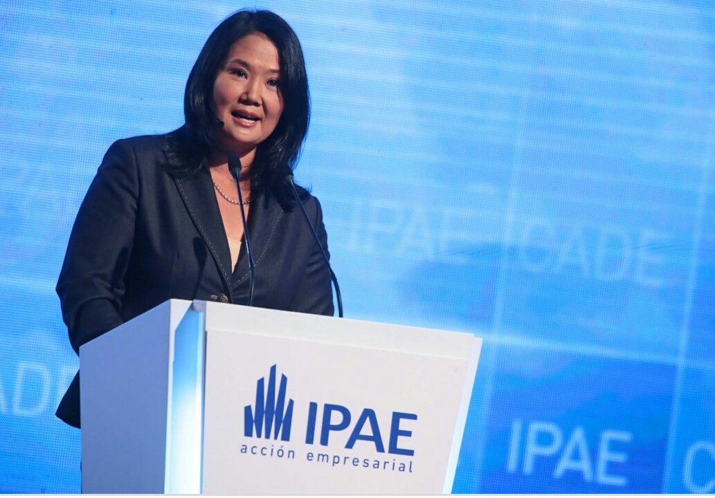 La mafiosa Keiko Fujimori fue al CADE "El presidente Pedro Castillo tendrá más puntos en la próxima encuesta"