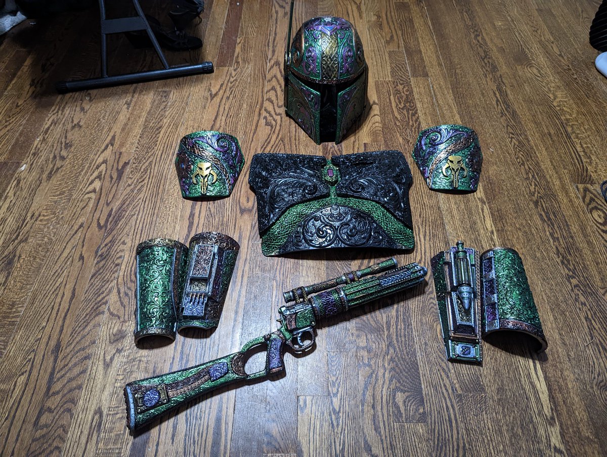 RA24's tweet photo. I'm not sharing this on other socials that I'm more active on, because I dont want to ruin the surprise at the con next year, so I thought Twitter might be a fun place to share it. My cosplay for our local convention next year is coming along! #mandalorian #starwars #hex3d https://t.co/Ep6q0kC0zp