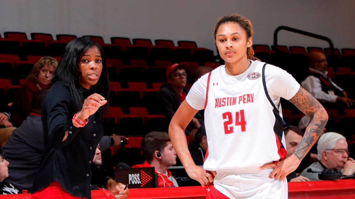 Austin Peay Women's Basketball (@govswbb) on Twitter photo ๐๐๐ ๐๐๐๐๐ ๐๐ ๐๐๐!๐ฉ๐
<a href="/Young_CoachB/">Brittany Young</a> has finalized her 2022-23 roster with the addition of eight Division I transfers!
๐ฐ| bit.ly/3e0IUSx
๐| bit.ly/3pMyXdM
#CodeRed | #LetsGoPeay ๐๐๐ ๐๐๐๐๐ ๐๐ ๐๐๐!๐ฉ๐
<a href="/Young_CoachB/">Brittany Young</a> has finalized her 2022-23 roster with the addition of eight Division I transfers!
๐ฐ| bit.ly/3e0IUSx
๐| bit.ly/3pMyXdM
#CodeRed | #LetsGoPeay
