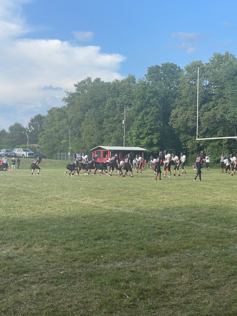 B_Kimbleton's tweet photo. 8th grade football leads   30-0 at the end of the 1st quarter! #IGTBAC @GMNorth @GMschools https://t.co/FZHlYV3tHc